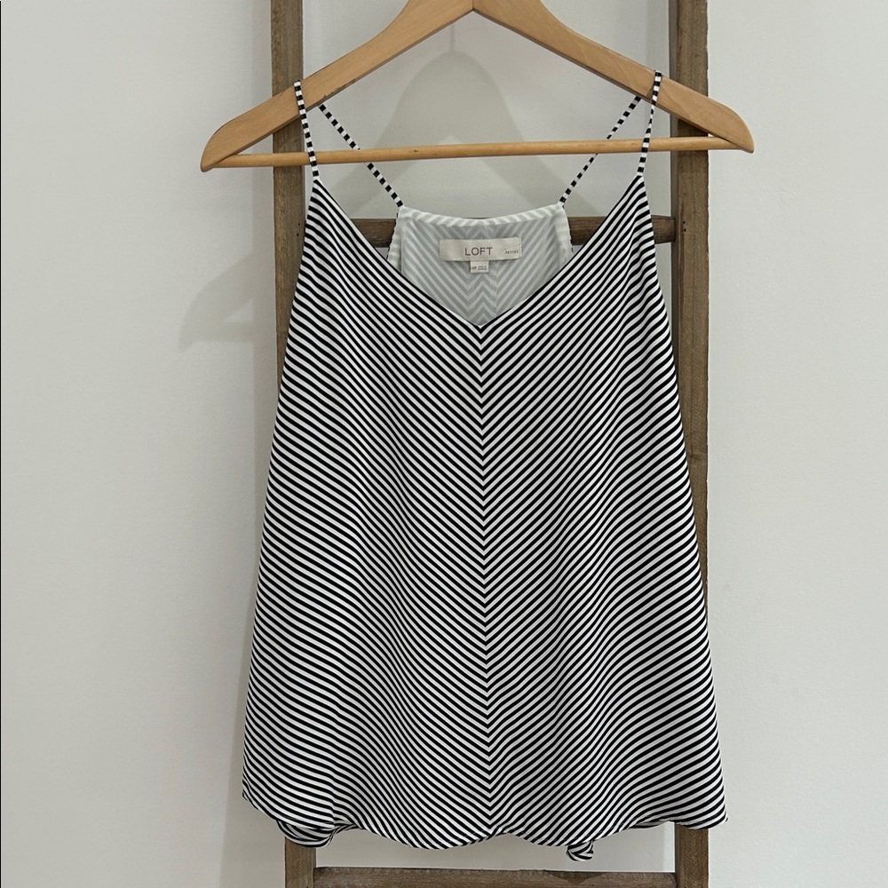 LOFT V Neck T-Back Black White Stripe Sleeveless Cami Size Medium Petite